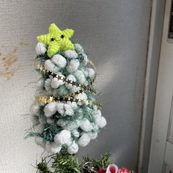 【あみぐるみ】クリスマス　飾り　ミニツリー　もこもこ　雪　顔つき星【176】 8枚目の画像