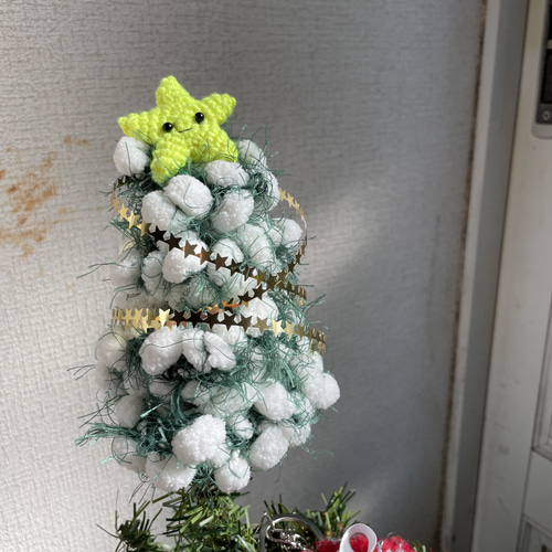 あみぐるみ】クリスマス 飾り ミニツリー もこもこ 雪 顔つき星【176