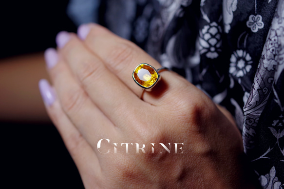 新作 ☆『Citrine』☆の世界でひとつの天然石リングsilver925 + ロジウムコーティング 2枚目の画像