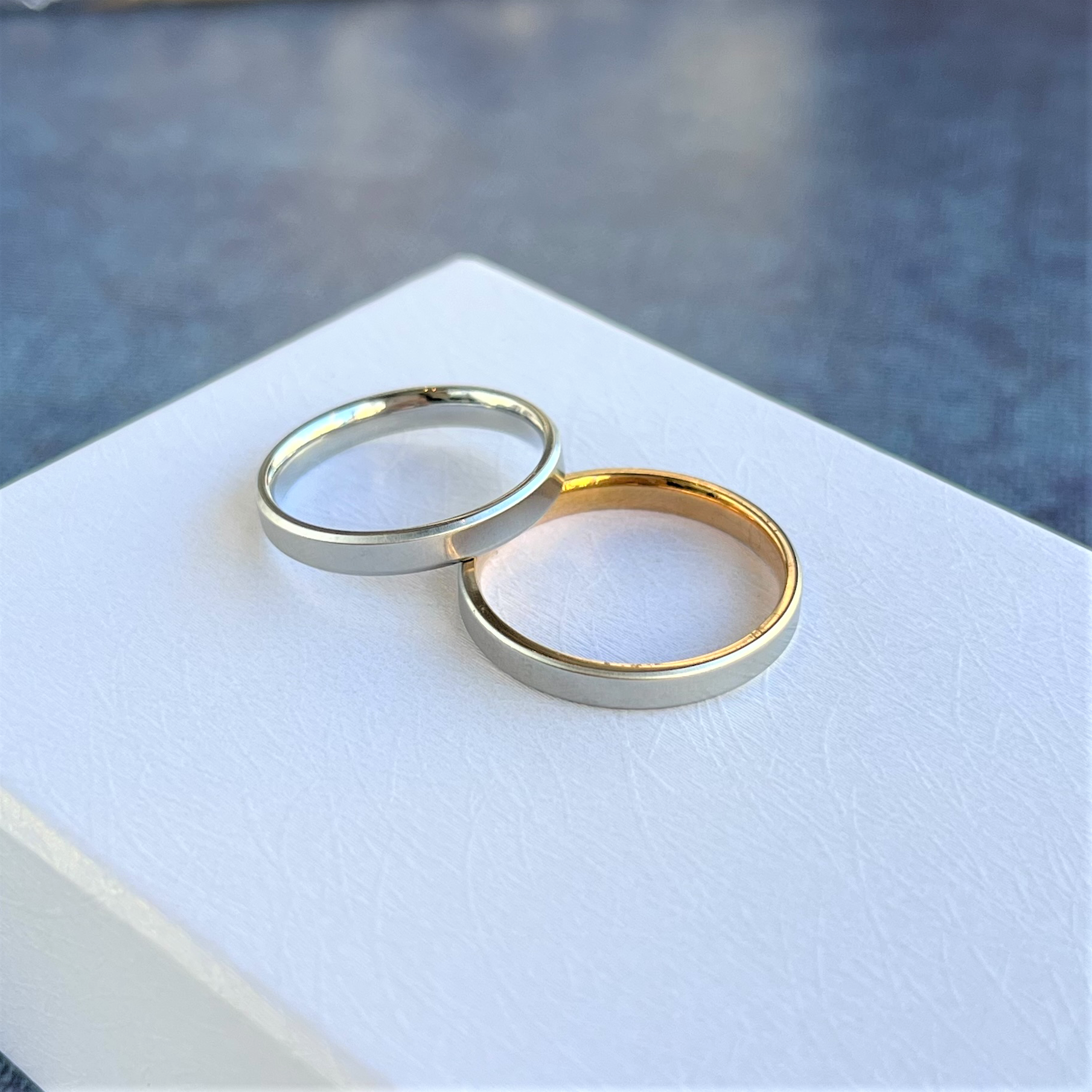 繊細な輝きが美しいペアリング * シルクマット加工 ＊ ステンレス 刻印 結婚指輪 ペアリング 【リング2本価格】