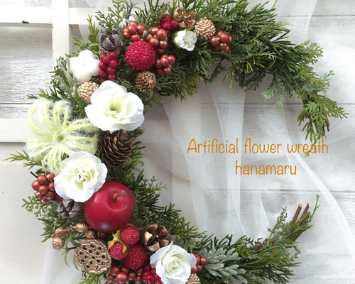 真っ赤なフルーツのお月さまリース①24cm《アーティフィシャルフラワー