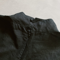 リネン長袖タートルネック ハイネック リネン100% color : オフホワイト・ダークカーキ・ブラック 10枚目の画像