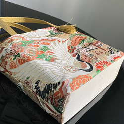 帯リメイクバッグ　鶴と菊の花　丸帯　トートバッグ　和装バッグ　帯バッグ　 3枚目の画像