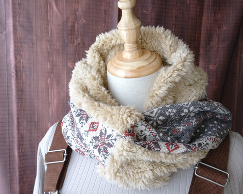 fe70e06b67caa79304f2946f43f7ee