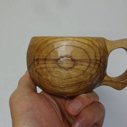 　キャンプに！ チシャの一木彫りコーヒーカップ 4枚目の画像