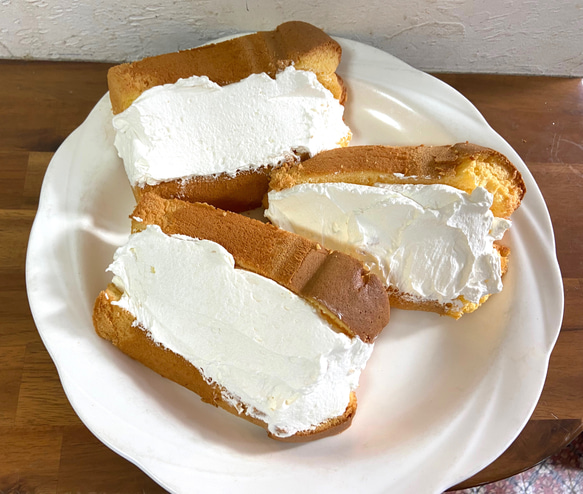 生クリームたっぷり‼︎のクリームサンドシフォン♡3個セット