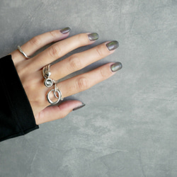 [再次上架/尺寸可調] 橢圓形吊飾戒指 / 銀・銀×黃銅 R068 第6張的照片