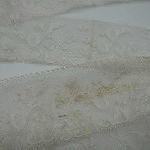 フランスアンティークヴァレンシエンヌデザインスカラップレース