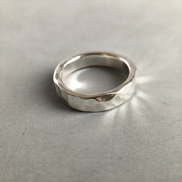 silver ring 4mm /シルバー/リング/指輪/槌目/シンプル/刻印 3枚目の画像