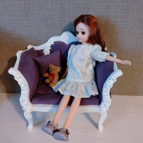1/6ドールサイズ バラ柄モチーフ＆ハートソファ アンティーク