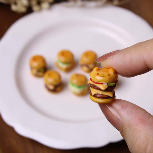 くまさん焼き目ありハンバーガーキーホルダー くまさんハンバーガー キーホルダー チャーム フェイクフード