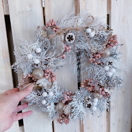 ラスト♡SALE！ホワイトクリスマス♡【クリスマスリース】キラキララメ