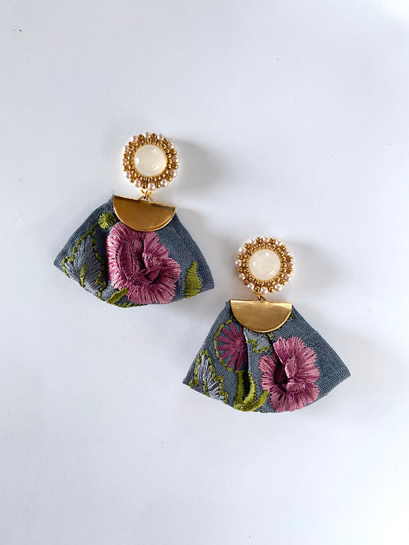 印度刺繡絲帶灰色紫色粉紅色玫瑰石英玫瑰外科不鏽鋼耳環/耳環 第3張的照片