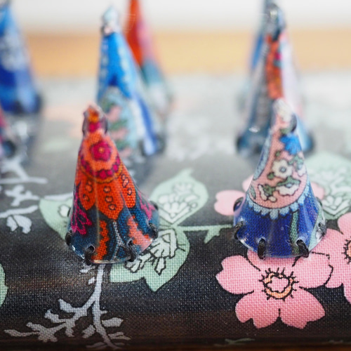 1点在庫アリ】リバティ トゲトゲラセンビィ・コットン財布 長財布