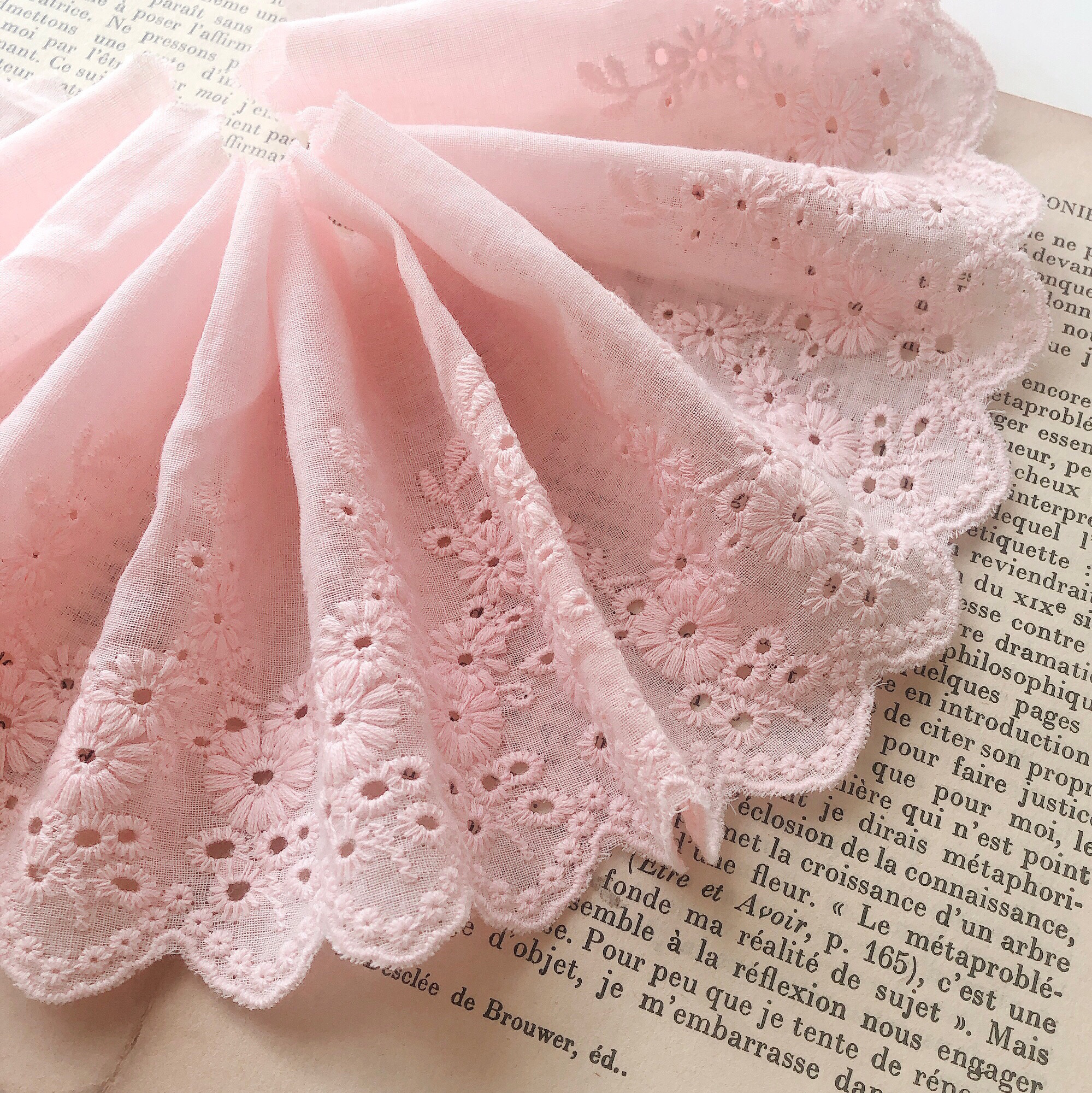 刺繍ピローケース 刺繍レース レース ニードルレース ベッドリネン/K034
