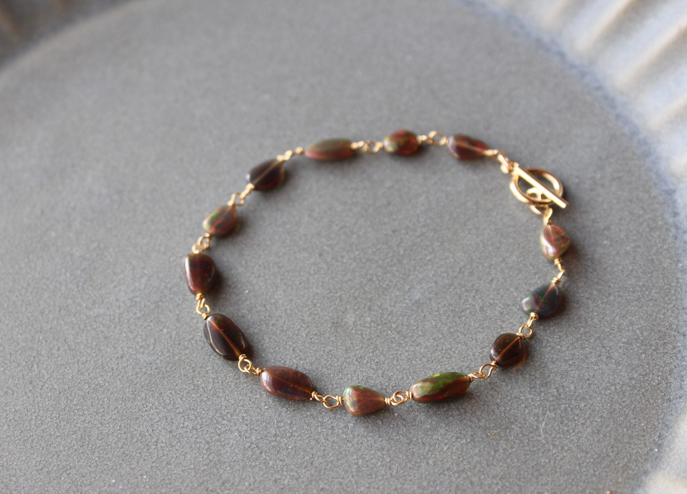 ブラックオパールのブレスレット14kgf