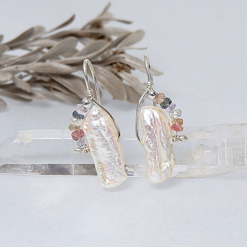 激安通販 淡水パールとサファイアのピアス 天然石アクセサリー 一点物 ピアス