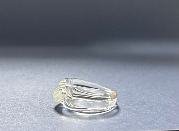 シンプル ガラスの指輪 4枚目の画像