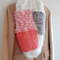 《ふわもこ可愛い手編みスヌード》　肌に優しい　ウール　 日常使いに最適　あたたかみのあるピンク　冬支度2022 4枚目の画像