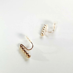 14kgf / line earrings  ～gold beads～ 5枚目の画像