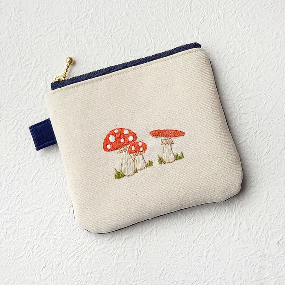 きのこ 手刺繍ミニポーチ ポーチ kunokuno 通販 14872622