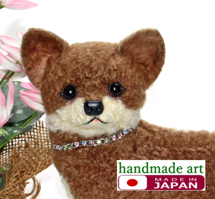 犬の日 2023 愛犬ギフトに2・ソックスを履いたブラウンのチワワ・四つ立ち型・1点もの