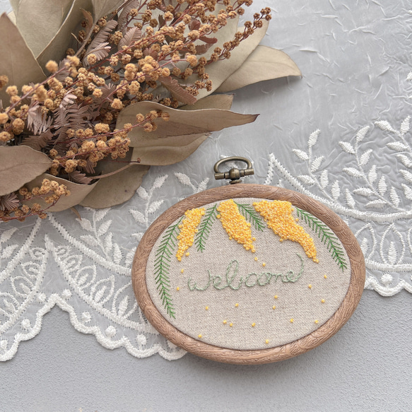 刺繍 壁飾り 刺繍 地刺しキット プチフレームの壁飾り ひまわり｜コスモ