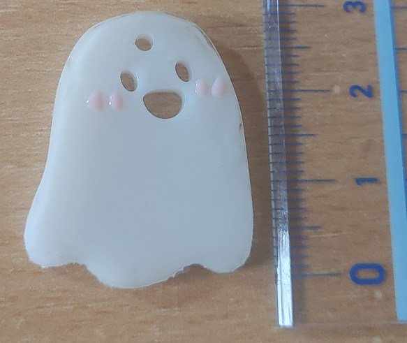 【ハンドメイド】【半額】お化けちゃん パーツ 4枚目の画像