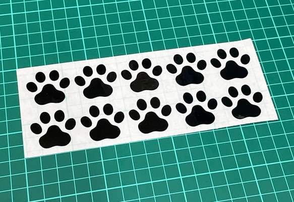 犬・猫 肉球ステッカー 縦2.7cm×横3cm 　10枚セット 3枚目の画像