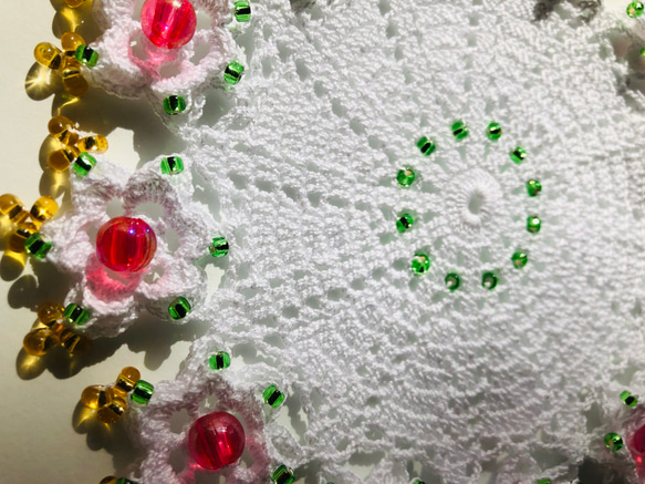 【再販】NOKOのカラフルレース編み 立体小花のモチーフドイリーC（16） 8枚目の画像