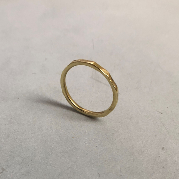 brass ring 1.5mm /真鍮/リング/指輪/槌目/ハンドメイド/シンプル 3枚目の画像