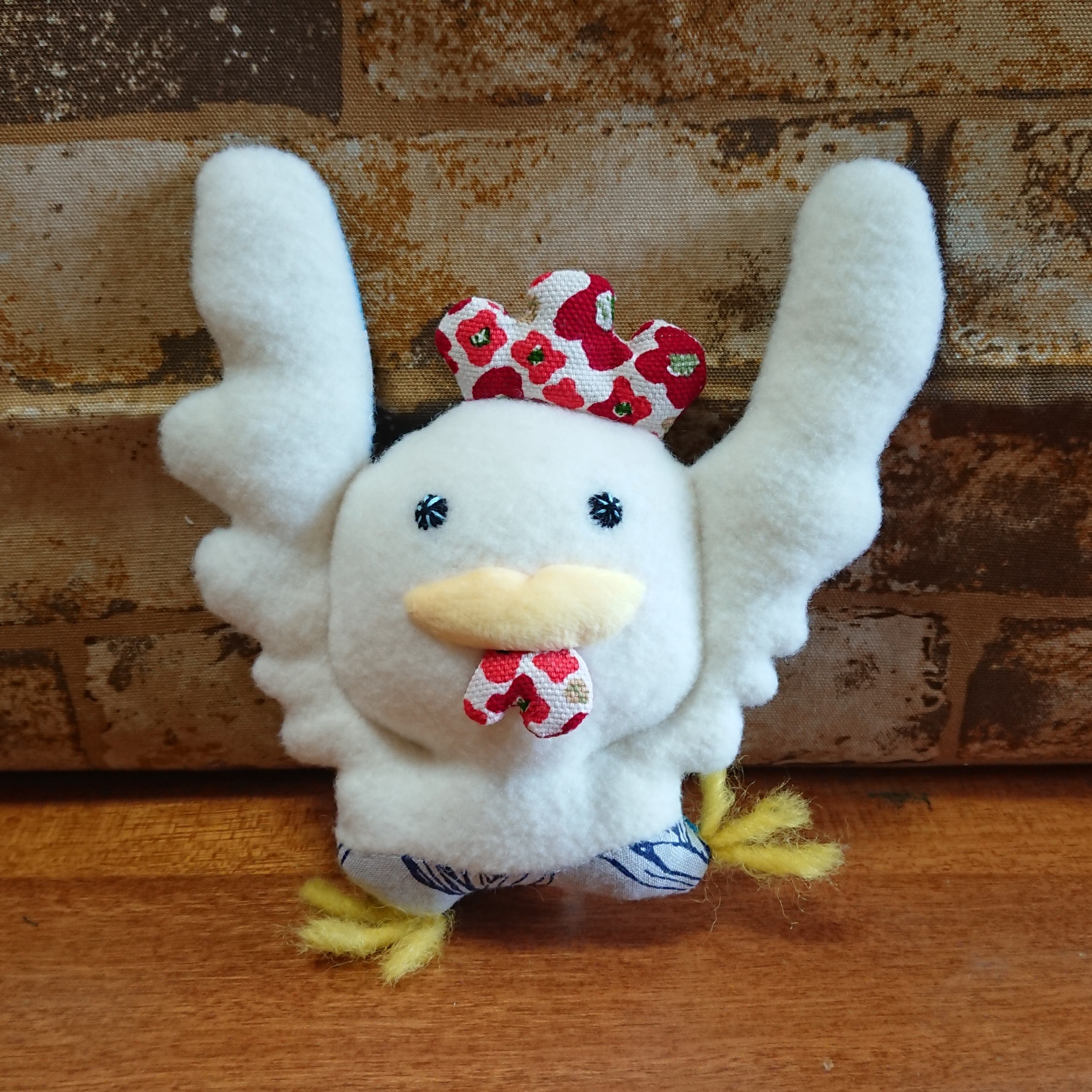 人気作家　コボリサヤカ　作家　ぬいぐるみ　鳥　ニワトリ　アーティストベア