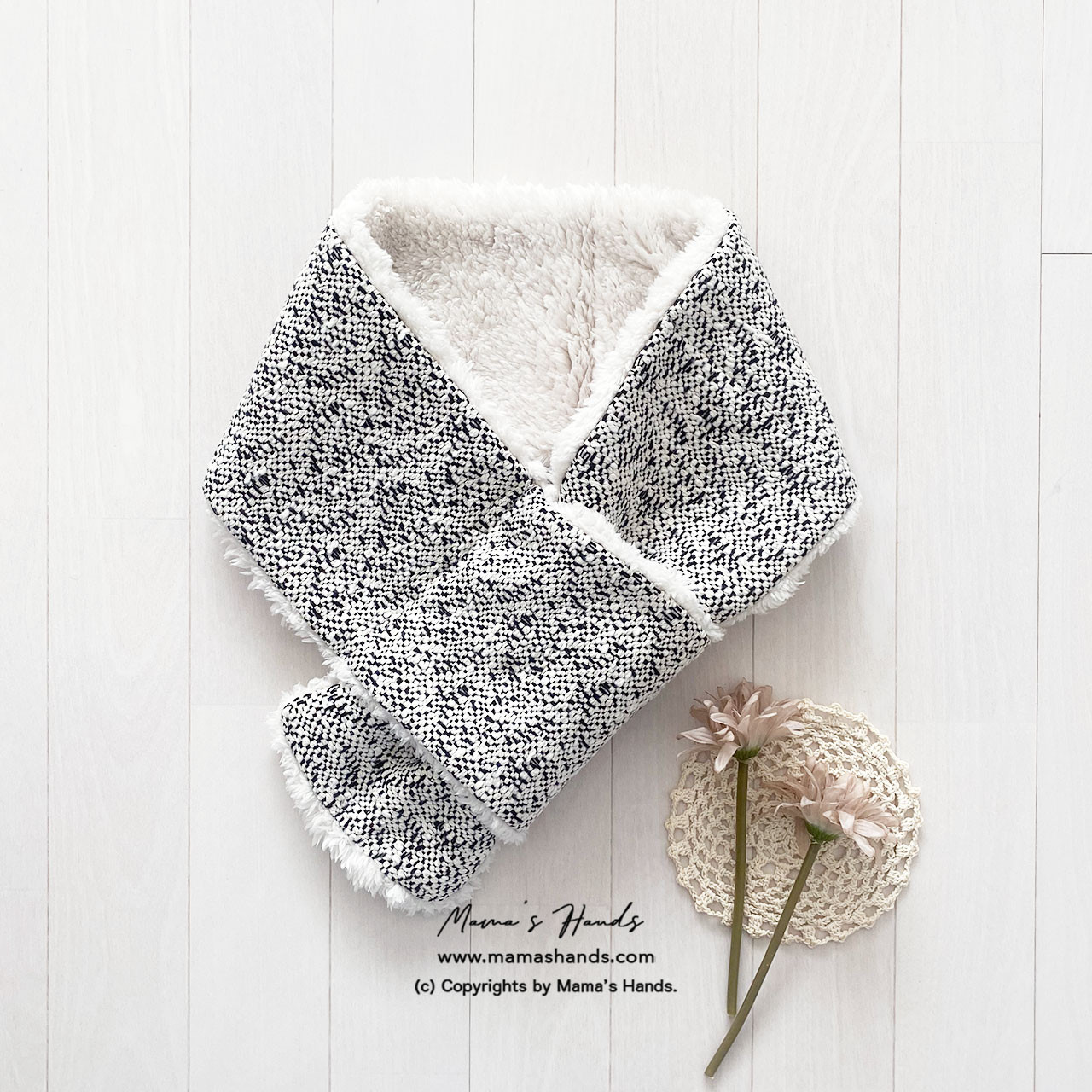 ⭐️残1点《イタリア製 ツイード》おしゃれな モノトーン white x black ふわふわ マフラー ティペット