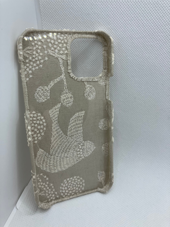 iPhone cover 4枚目の画像