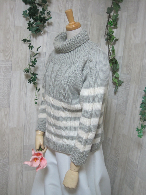タートルネックのセーター　ウール100％手編みなのに安価　熟練の技術で最高の着心地S081 8枚目の画像