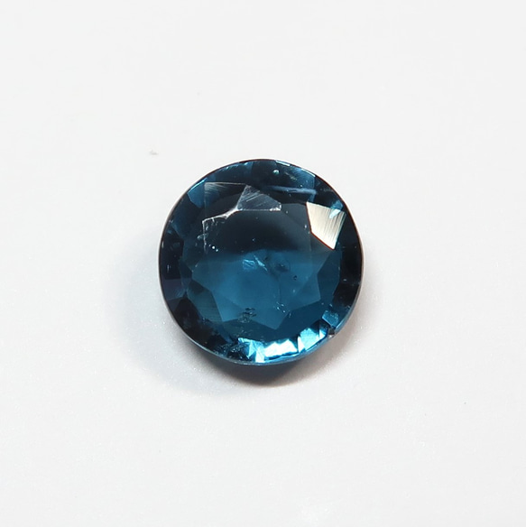 【SALE】インディゴブルーカイヤナイト (カット石)　-1691- 1枚目の画像