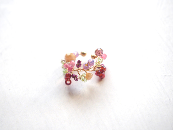 flower ear cuff(berry) 1枚目の画像