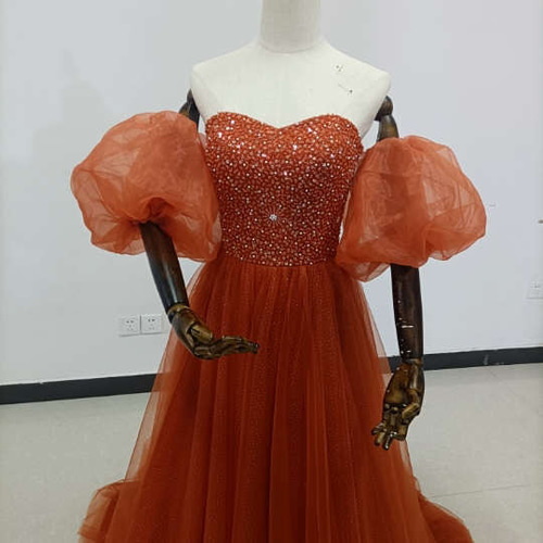 美品！テラコッタカラードレス キラキラチュールふっくら柔らかな  