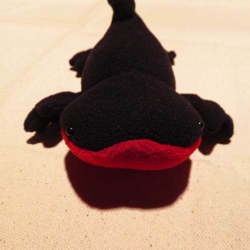 アカハライモリ 中サイズぬいぐるみ ぬいぐるみ 黄色い魚 通販