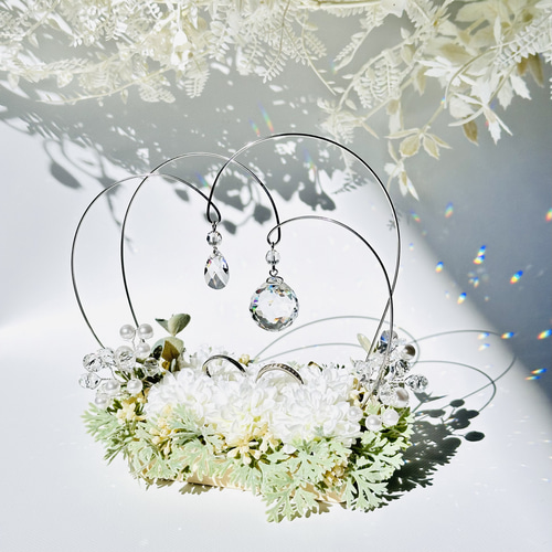 サンキャッチャー♡ハンドメイド「お上品！白いお花のキラキラブーケ♡」