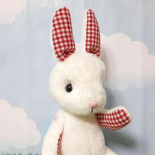 ま*ぎ様 ウサギモチーフの白いアウター 玩具 『アニマルキーホルダー ウサギ ホワイト TY022 1B』 生活