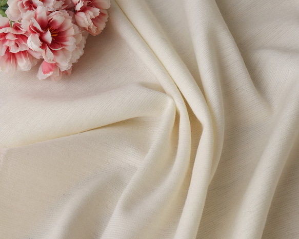 新商品！『＜シルケット加工＞ウィンターホワイトカラーのウール