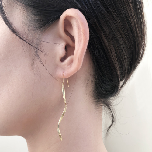 brass pierce nagare /真鍮/ピアス/スパイラル/ハンドメイド/シンプル 