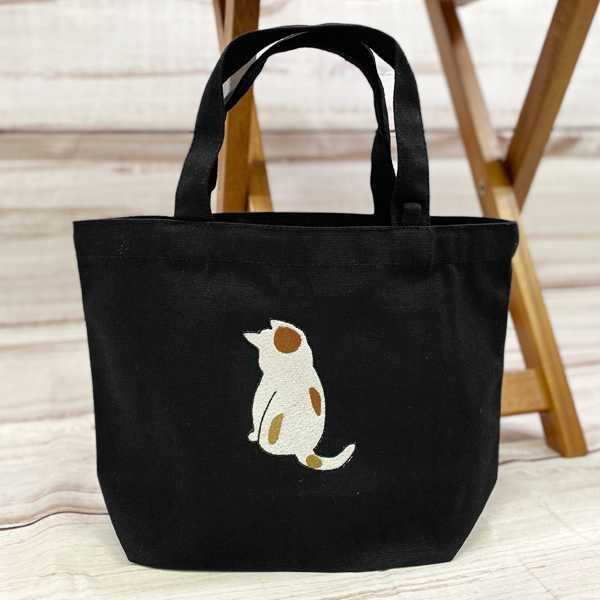 一点物限定セール】しょんぼり背中の猫シルエット刺繍の