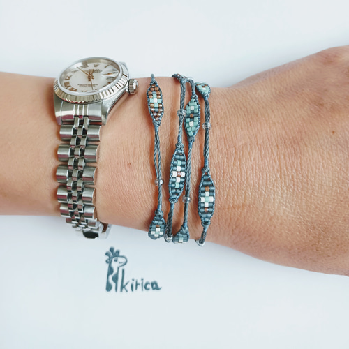 北欧のちいさい花たち デリカビーズのネックレス/ブレスレット/グラス