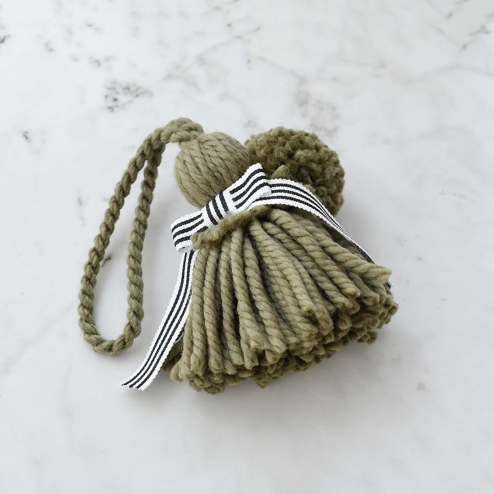 9金（K9・Au375）ホワイトゴールドミラーノチェーン 0830-13 Ω  