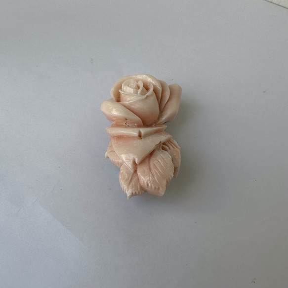 訳あり特価品⭐️珊瑚彫り帯留『ピンクの薔薇』R41028H2 8枚目の画像