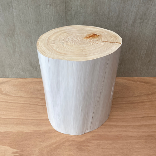 白ペンキ ヒノキのクラック切り株】スツール 丸太 椅子 オブジェ 植物
