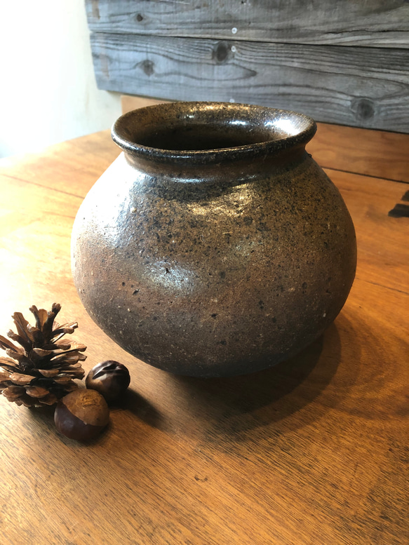 ひびの入った手捻りの壺 no 83 一輪挿し・花瓶・花器 阿部文人 通販