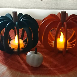かぼちゃの木製ランプ　オレンジ 3枚目の画像